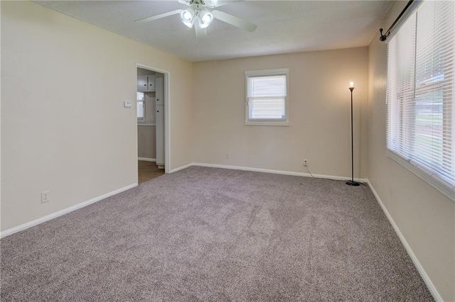 2312 Englewood Court, Independence, MO 64052