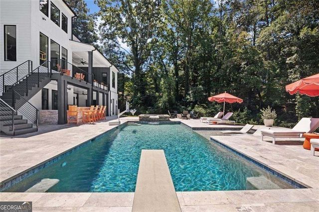 575 Indian Hills Parkway NE, Marietta, GA 30068