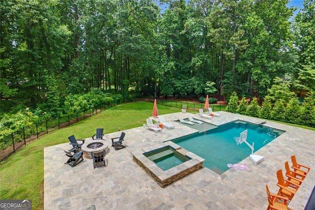 575 Indian Hills Parkway NE, Marietta, GA 30068