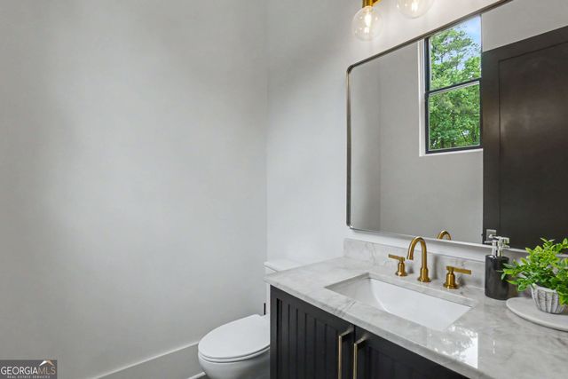 575 Indian Hills Parkway NE, Marietta, GA 30068