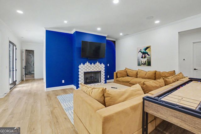 575 Indian Hills Parkway NE, Marietta, GA 30068