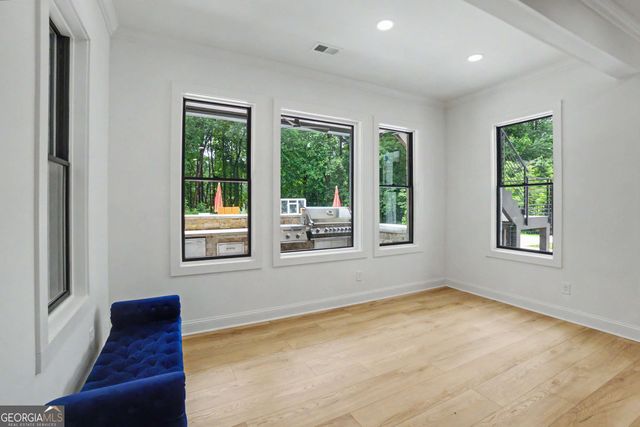 575 Indian Hills Parkway NE, Marietta, GA 30068