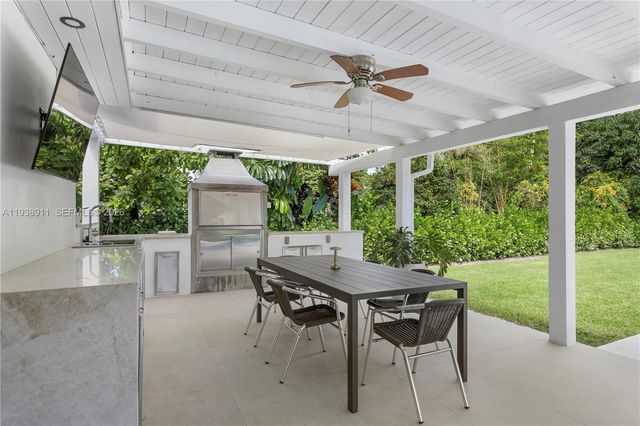 7825 SW 72nd Ave, Miami, FL 33143
