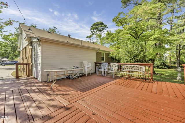 5064 Chesapeake Road, Fayetteville, NC 28311