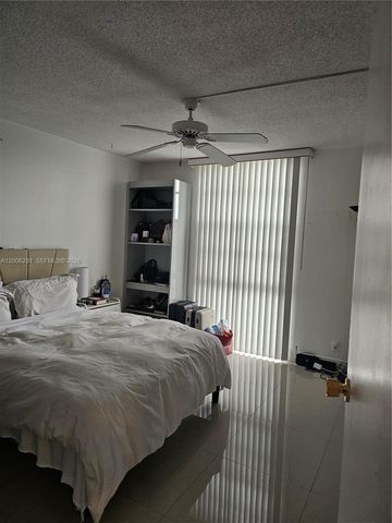 20400 W Country Club Drive 315, Aventura, FL 33180