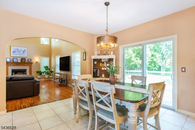5 Kingston Ct, Jefferson Twp., NJ 07438