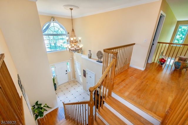 5 Kingston Ct, Jefferson Twp., NJ 07438