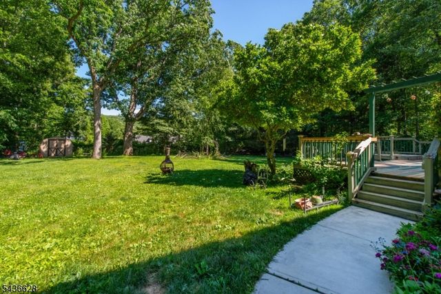5 Kingston Ct, Jefferson Twp., NJ 07438