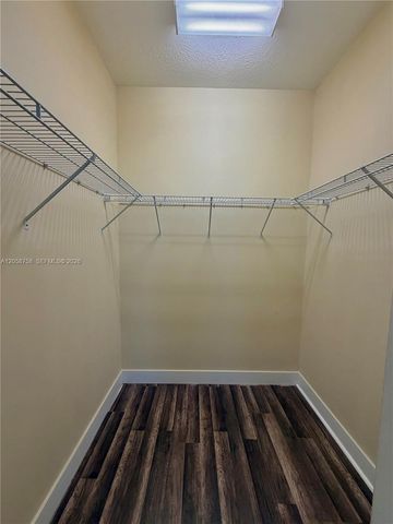 10455 NW 82nd St 10, Doral, FL 33178