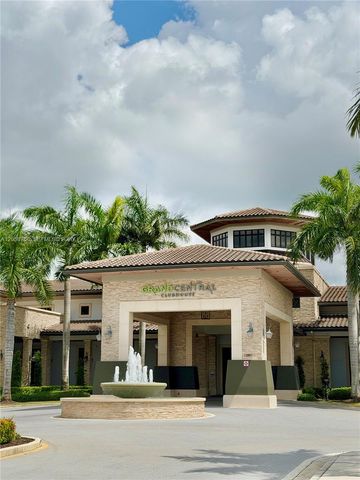 10455 NW 82nd St 10, Doral, FL 33178