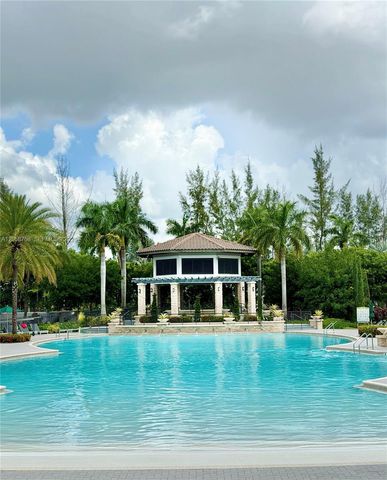 10455 NW 82nd St 10, Doral, FL 33178