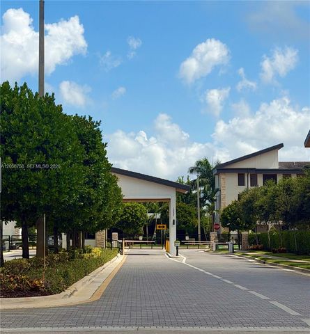 10455 NW 82nd St 10, Doral, FL 33178