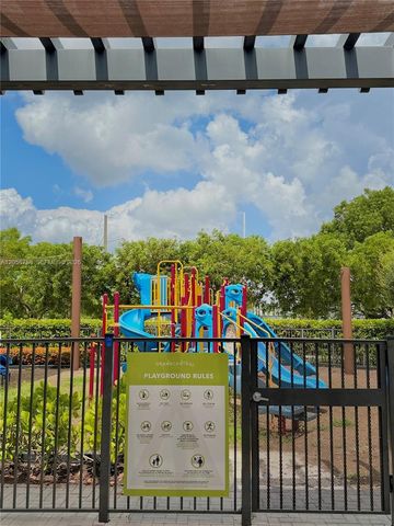 10455 NW 82nd St 10, Doral, FL 33178
