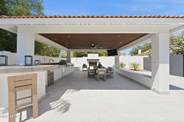 8603 E ASTER Drive, Scottsdale, AZ 85260