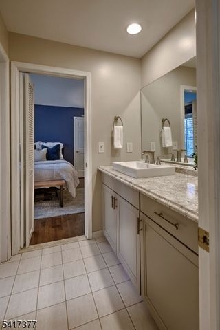 14 Shadowbrook Way, Randolph Twp., NJ 07945