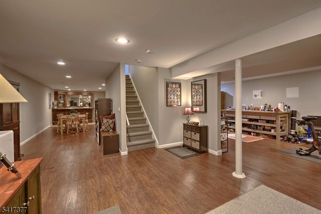 14 Shadowbrook Way, Randolph Twp., NJ 07945