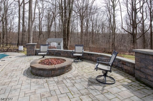 14 Shadowbrook Way, Randolph Twp., NJ 07945