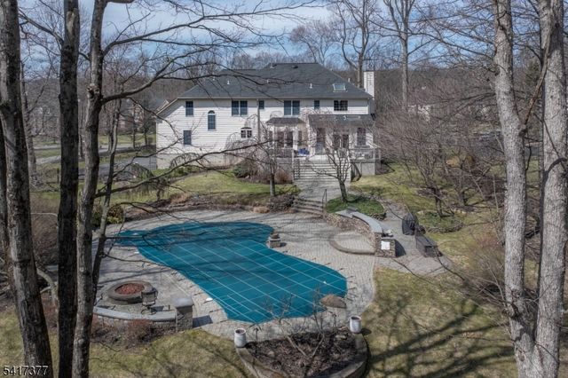 14 Shadowbrook Way, Randolph Twp., NJ 07945