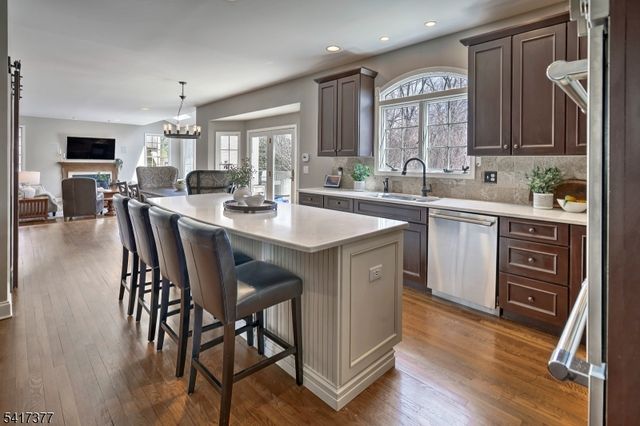 14 Shadowbrook Way, Randolph Twp., NJ 07945