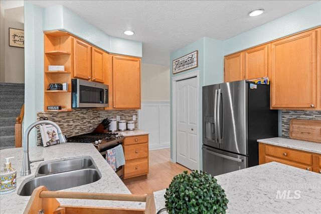 6326 N Talcrest Place, Boise, ID 83713