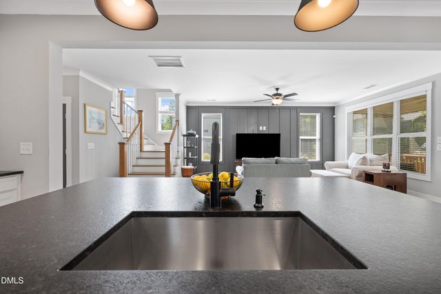 336 W Earp Street, Holly Springs, NC 27540