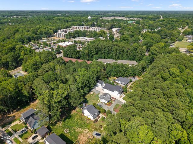 336 W Earp Street, Holly Springs, NC 27540