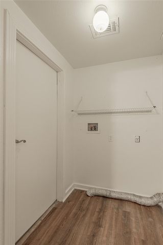 1015 Avenue J, Huntsville, TX 77320