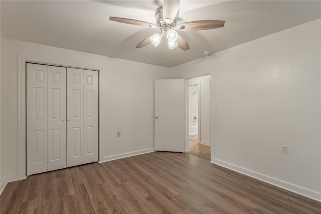 1015 Avenue J, Huntsville, TX 77320
