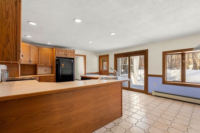 6 Patricia Circle, Wilmington, MA 01887