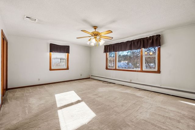 6 Patricia Circle, Wilmington, MA 01887