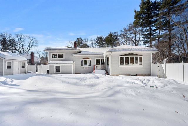 6 Patricia Circle, Wilmington, MA 01887