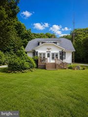 915 E COMMERCE ST, Bridgeton, NJ 08302