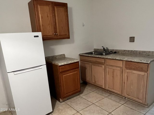 206 N SUNSHINE Boulevard, Eloy, AZ 85131