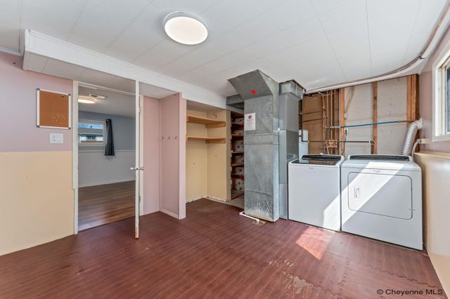 703 TAFT AVE, Cheyenne, WY 82001