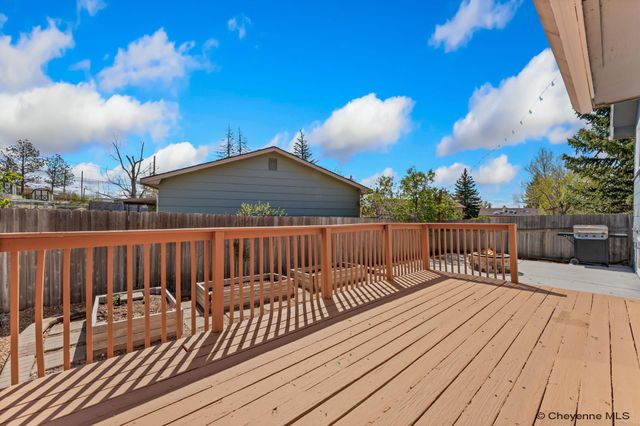 703 TAFT AVE, Cheyenne, WY 82001