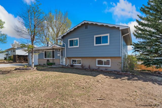 703 TAFT AVE, Cheyenne, WY 82001