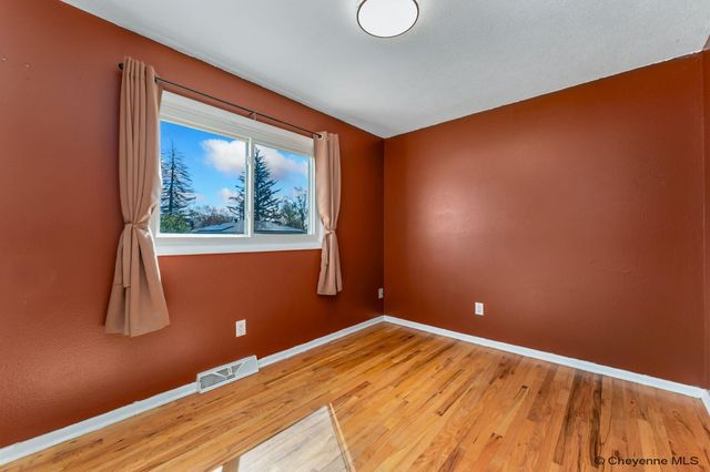 703 TAFT AVE, Cheyenne, WY 82001