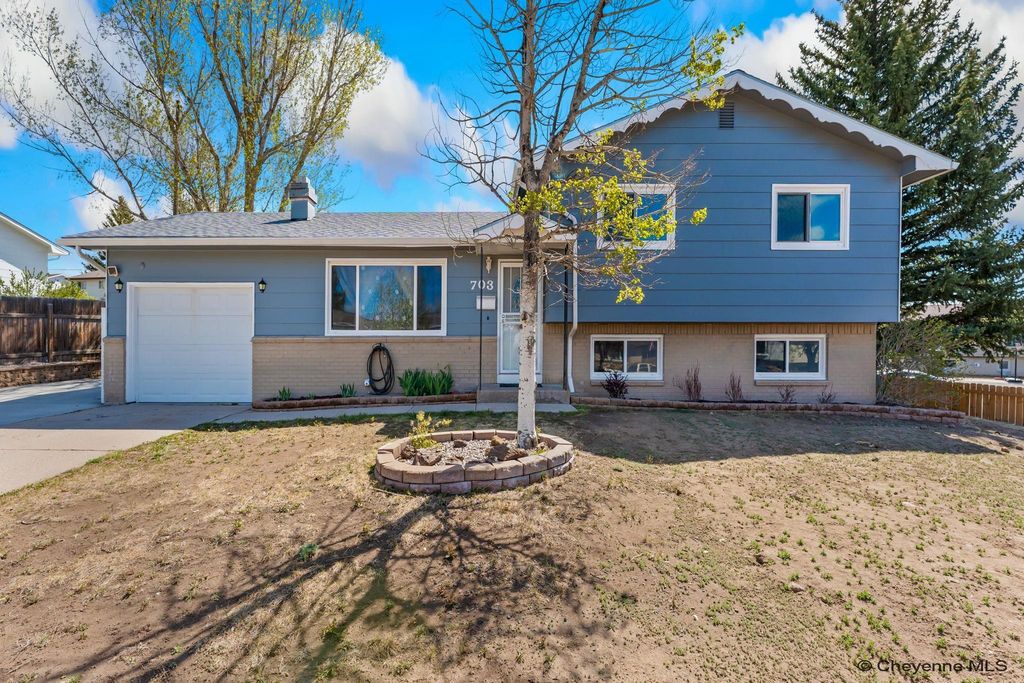 703 TAFT AVE, Cheyenne, WY 82001