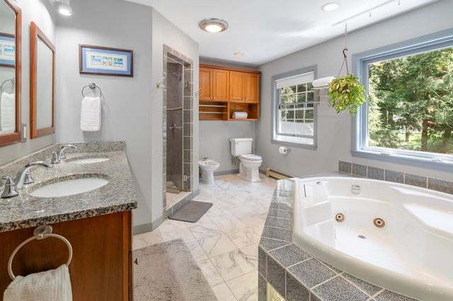 4 Spencer Road, Hanover, NH 03755