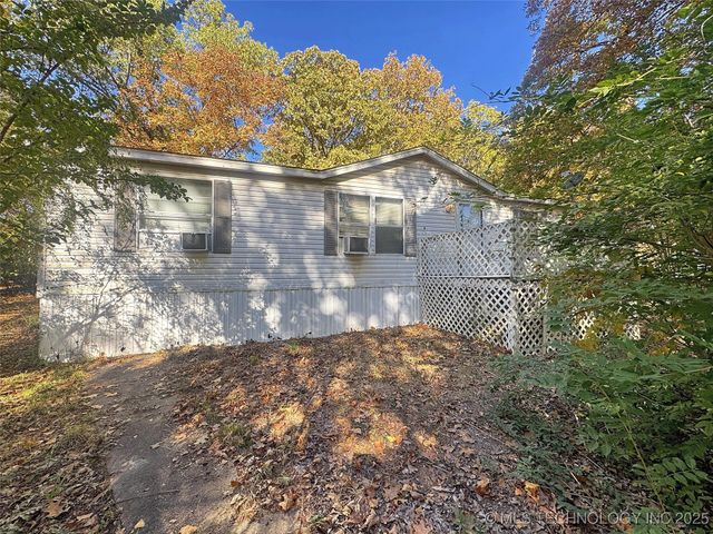 13670 W 834 Road, Tahlequah, OK 74464