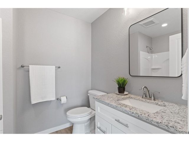 228 Ash St, Bennett, CO 80102