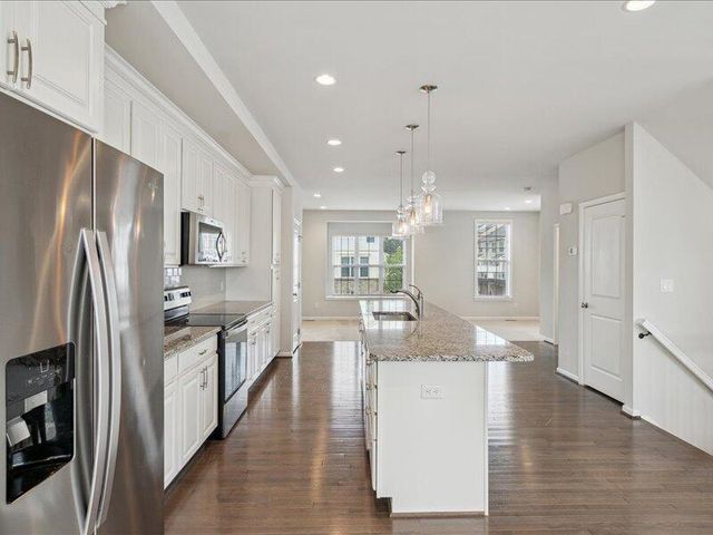 2805 Rathmore Lane, Ann Arbor, MI 48105