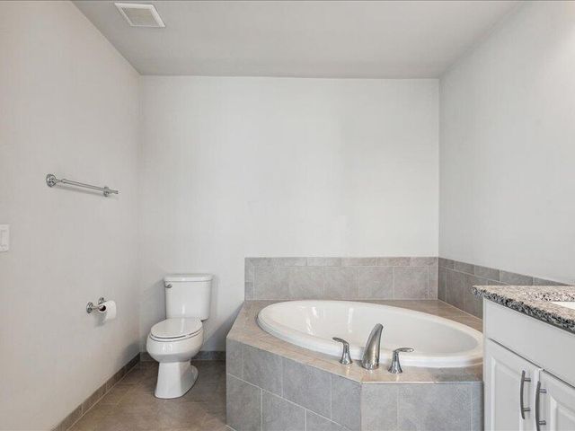 2805 Rathmore Lane, Ann Arbor, MI 48105