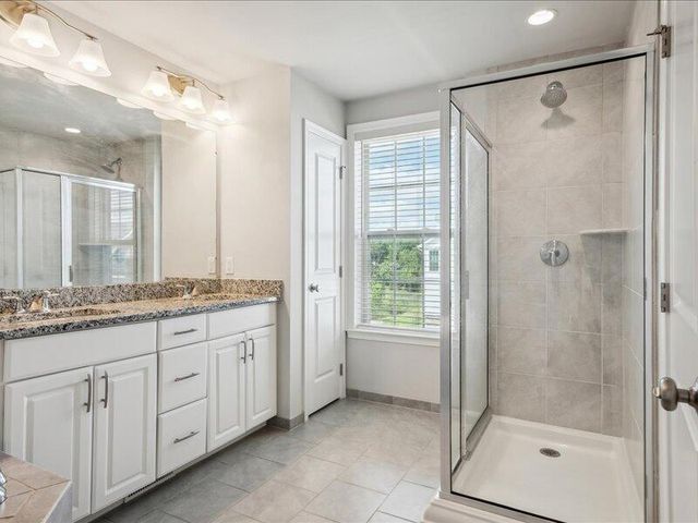 2805 Rathmore Lane, Ann Arbor, MI 48105