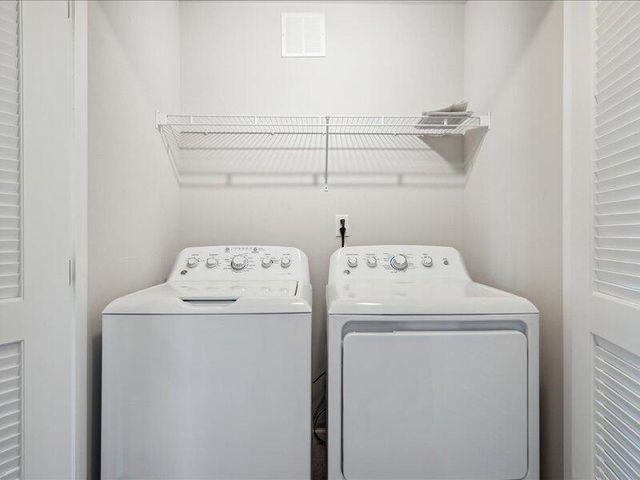 2805 Rathmore Lane, Ann Arbor, MI 48105