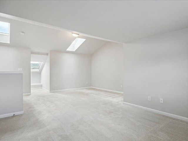 2805 Rathmore Lane, Ann Arbor, MI 48105