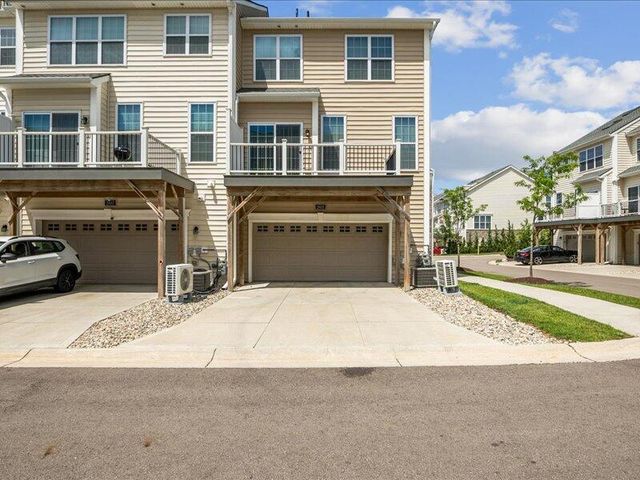 2805 Rathmore Lane, Ann Arbor, MI 48105