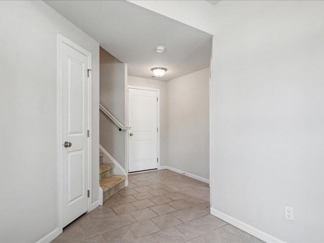 2805 Rathmore Lane, Ann Arbor, MI 48105