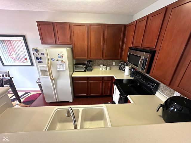 4928 Tuscany Lane, Indianapolis, IN 46254