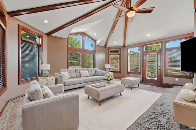 2208 Longleaf Drive, Fort Wayne, IN 46814